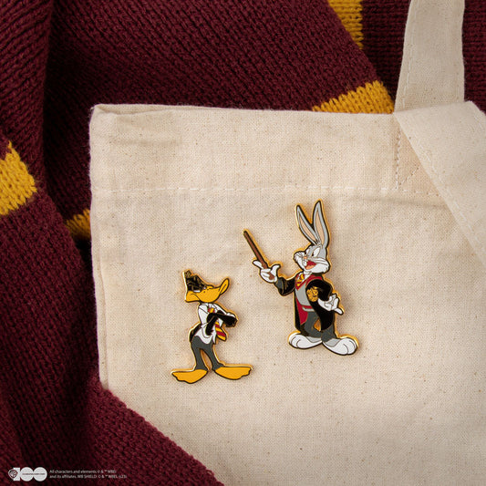 Pin’s Bugs Bunny et Daffy Duck à Poudlard – vue produit 2