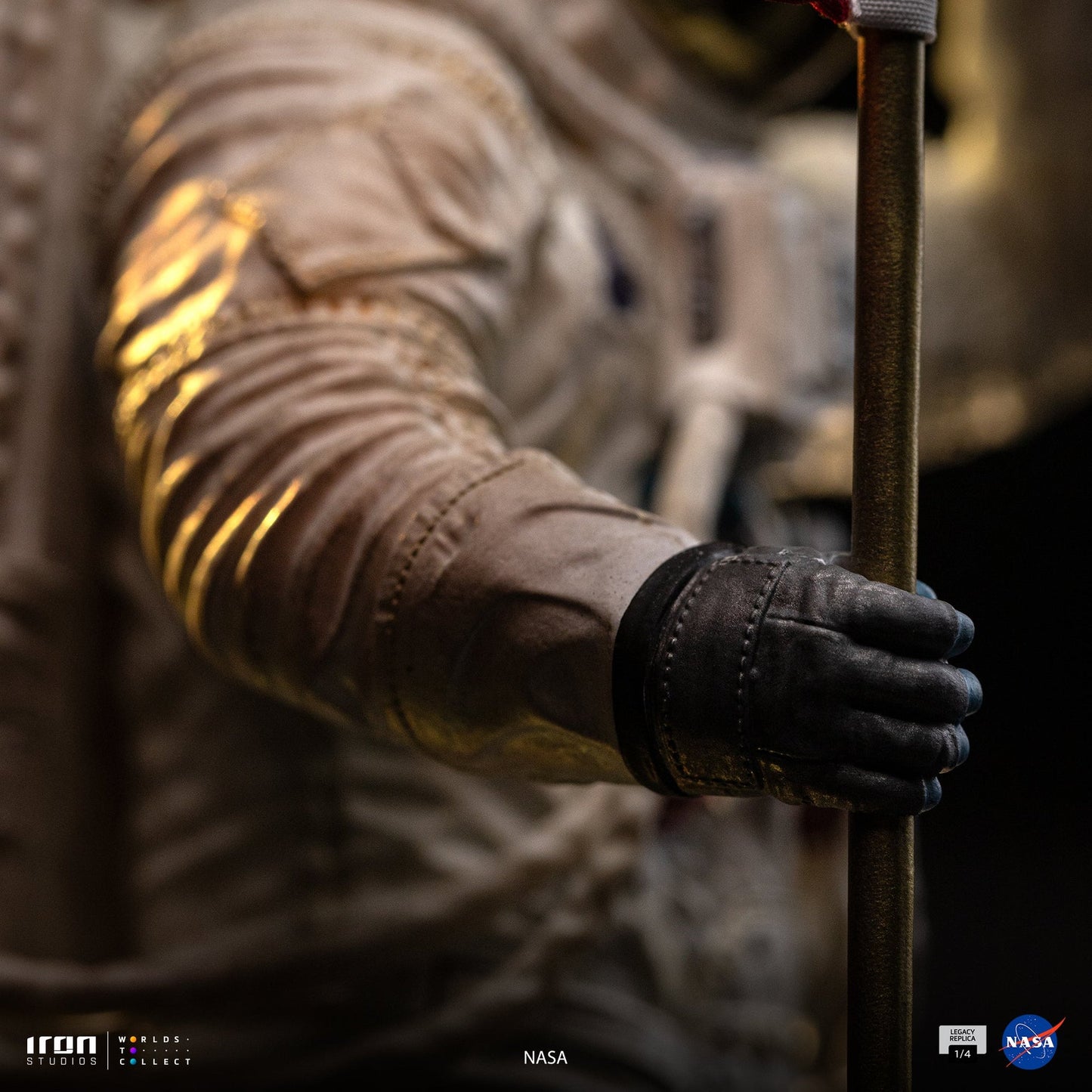 Statue Apollo 11 Astronaut - Nasa - Legacy Replica 1/4