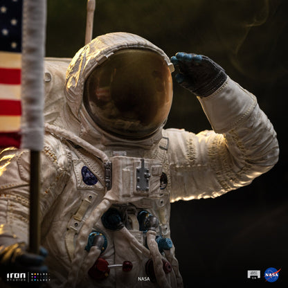 Statue Apollo 11 Astronaut - Nasa - Legacy Replica 1/4