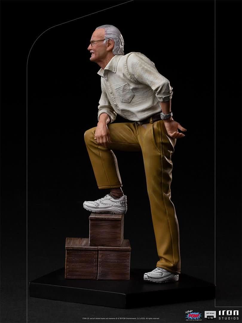 Stan Lee Statue - Art Scale 1/10 - Marvel