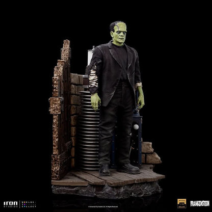 Statue Frankenstein's Monster Deluxe - Universal Monsters - Art Scale 1/10