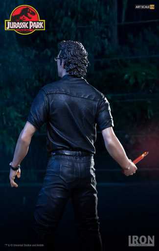Ian Malcolm Statue - Jurassic Park - Art Scale 1/10