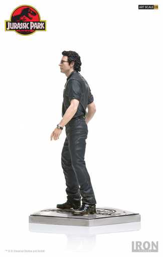 Ian Malcolm Statue - Jurassic Park - Art Scale 1/10