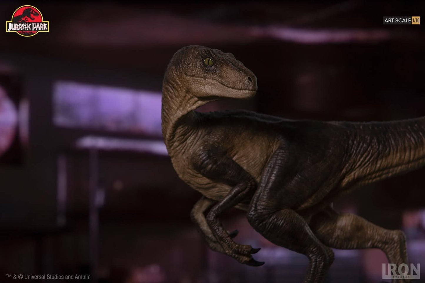 Velociraptors Statue in the Kitchen Diorama - Jurassic Park - Art Scale 1/10