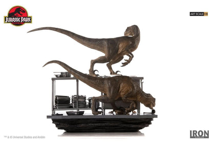Velociraptors Statue in the Kitchen Diorama - Jurassic Park - Art Scale 1/10