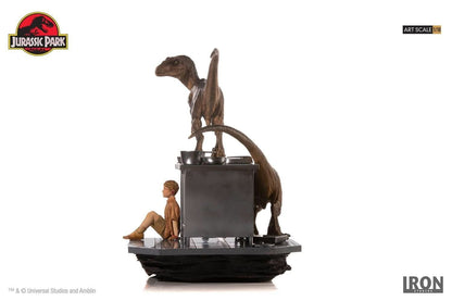 Velociraptors Statue in the Kitchen Diorama - Jurassic Park - Art Scale 1/10