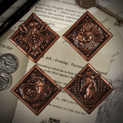 Set de médaillons collector Resident Evil - Village - House CrestSSet de médaillons collector Resident Evil - Village - House CresteSet de médaillons collector Resident Evil - Village - House CresttSet de médaillons collector Resident Evil - Village - House Crest Set de médaillons collector Resident Evil - Village - House CrestdSet de médaillons collector Resident Evil - Village - House CresteSet de médaillons collector Resident Evil - Village - House Crest Set de médaillons collector Resident Evil - Villag