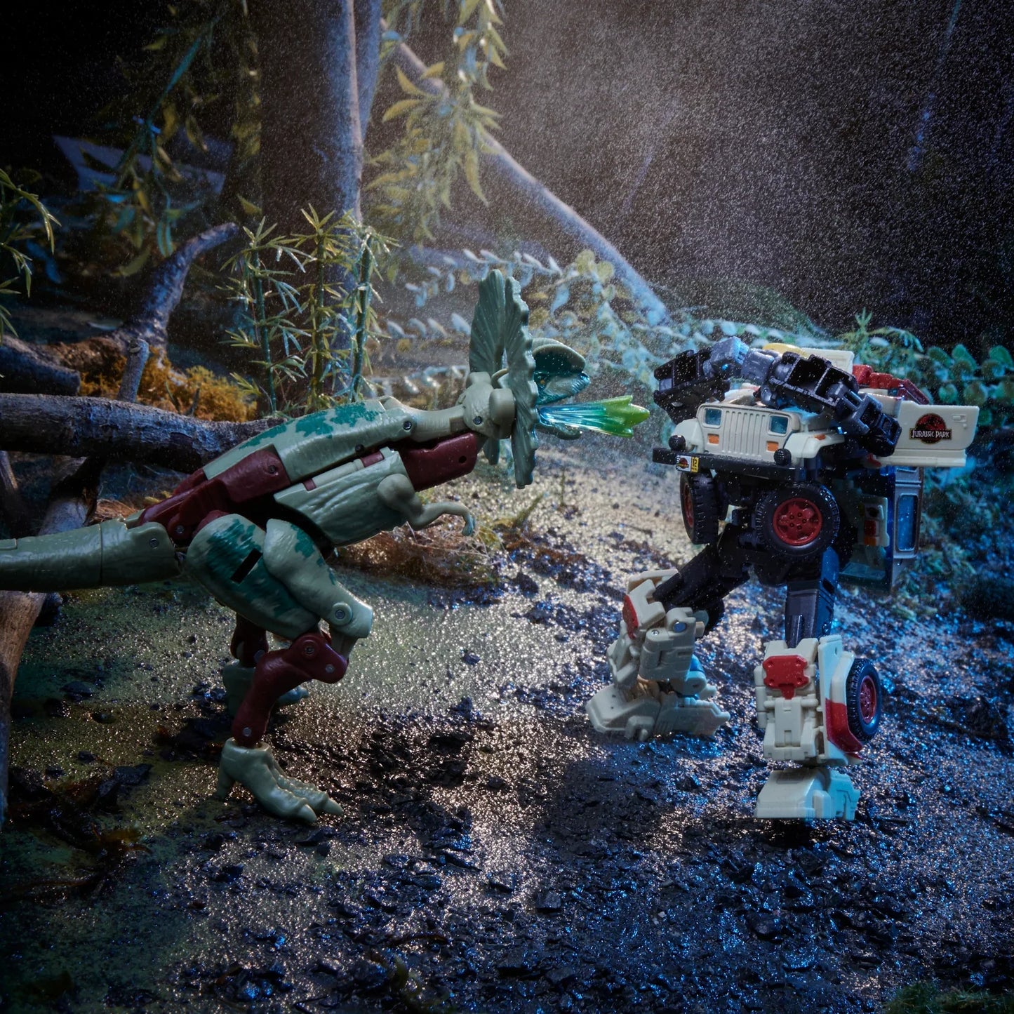 Transformers Collaborative Jurassic Park x Transformers Dilophocon and Autobot JP12