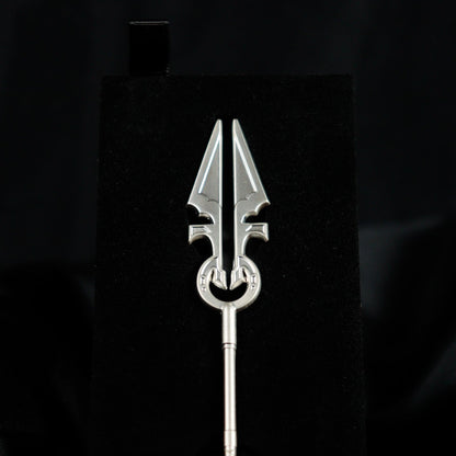 Réplique collector Magic: The Gathering - .999 Silver Plated Avacyn's Moonsilver Spear Mini