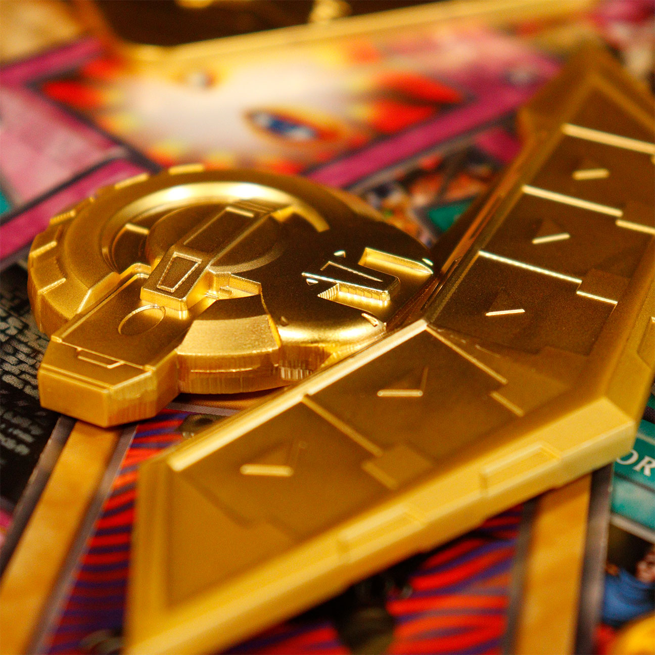 Réplique collector Yu-Gi-Oh! - 24K Gold Plated Duel Disk Mini