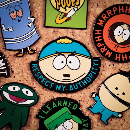 Display de 12 blind boxes South Park - pin’s mystère - mise en situation 2