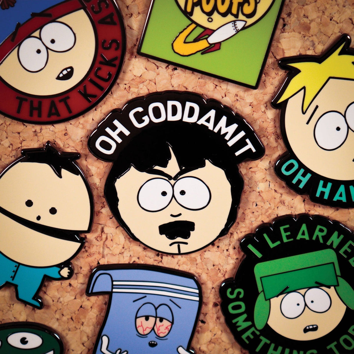 Display de 12 blind boxes South Park - pin’s mystère - mise en situation 11