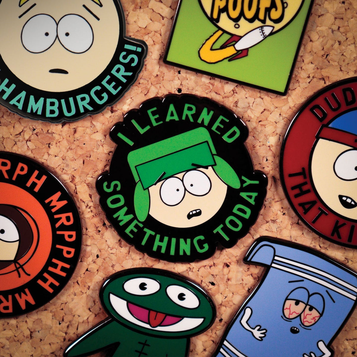 Display de 12 blind boxes South Park - pin’s mystère - mise en situation 12