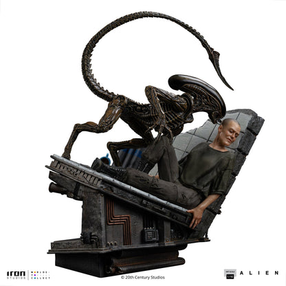 Statue Ellen Ripley and Dog Alien - Alien 3 - Art Scale 1/10 - Predator