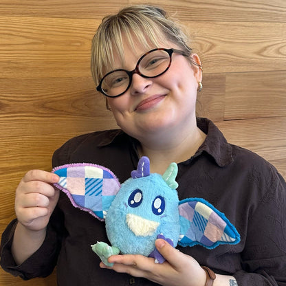 Peluche Alter Egos Squishable – Mothman Matelassé