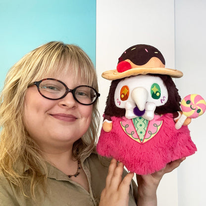 Mini Peluche Squishable – Docteur de la Peste Bonbon