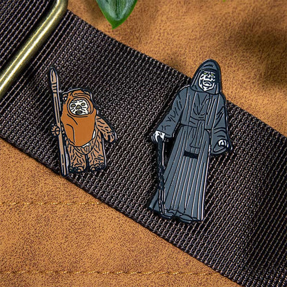 Pin's Star Wars Set 1.36 – Wicket W. Warrick and The Emperor