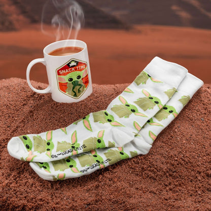 Das Mandalorian-Becher- und Socken-Set 